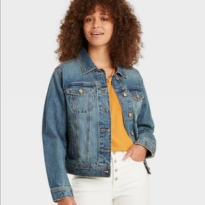 Ladies Denim Jacket NWOT